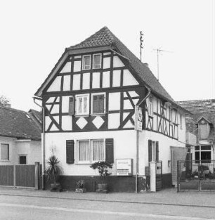 Echzell, Georgenstraße 11