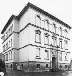Schule (Massivbau); Büdingen, Gymnasiumstraße 2