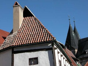 Quedlinburg - Fachwerkhaus : Historischer Fachwerkbau (Ständerbau), aufgenommen in der Weltkulturerbestadt Quedlinburg, ca. 2004