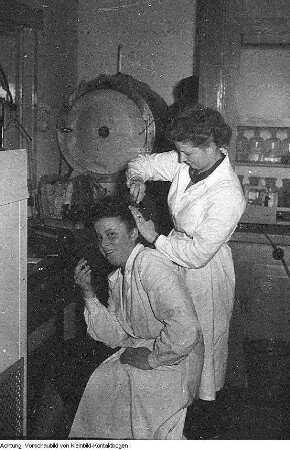 Ottendorf-Okrilla, Medingen. Prüfgeräte-Werk Medingen, Dezember 1952