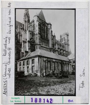 Amiens: Kathedrale, nördlices Querschiff und Langhaus von Nordosten