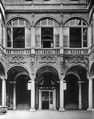 Genua, Palazzo Spinola, Innenhof; Cantone, Bernardino ?