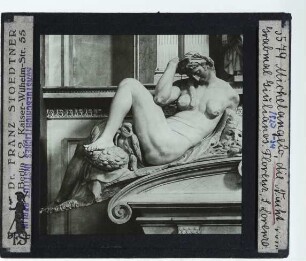 Michelangelo, Gräber der Medici-Herzöge in der Neuen Sakristei,Michelangelo, Die Nacht (vom Grabmal Giulianos da Medici in der Neuen Sakristei)