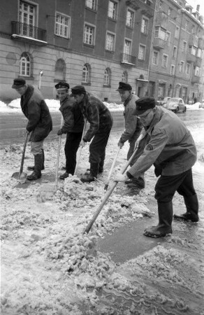 Arbeit des Städtischen Schneeräumdienstes.