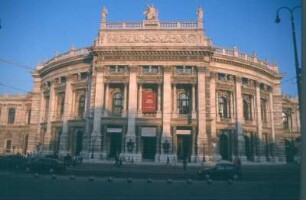 Wien. Burgtheater, Wiener Staatsoper (1874-1888; G. Semper, C. von Hasenauer). Außenansicht