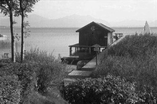 Seebruck: Bootshaus am See