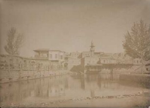 Elbistan : Elbistan am Fluss Sögütlü Cayi.