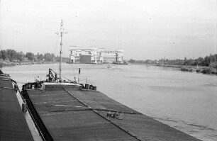Kembs: Zufahrt zur Schleuse Kleinkembs
