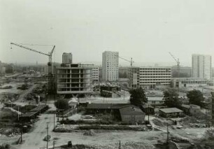 Leningrader Straße, Lingnerallee : Dresden, Robotron, 1970