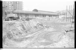 Kleinbildnegativ: Baustelle Prinzenbad, 1978