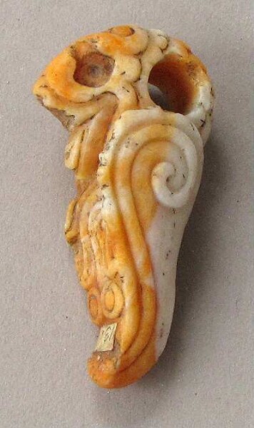 Pendant made from mussel shell