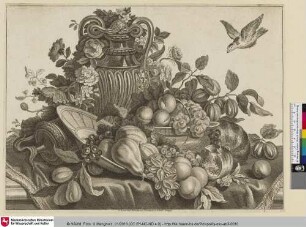 [Fruchtstück bestehend aus umherliegendem Obst, einem umgeworfenen Krug und einem heranfliegenden Vogel]