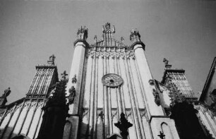 Stadtanlage, Katholische Kirche Sankt Johannes der Täufer, Warschau, Polen