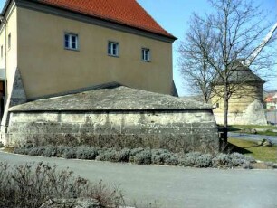 Stadtbild - Hafen-Schwarzenberger Lagerhaus am Main-Ansicht von Ostsüdosten mit Eisbrecher im Detail
