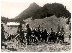 Nr. 116: Aufstieg einer Jäger- und Maschinengewehr-Abteilung in den Bergen, Oberstdorf i.Allgäu