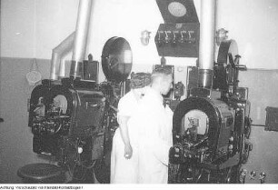 Filmpremiere "Das Beil von Wandsbek", Regie: Falk Harnack, Mai 1951