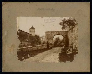 Strafturm und Klosterweth, Rothenburg/Tauber: Zwingermauern