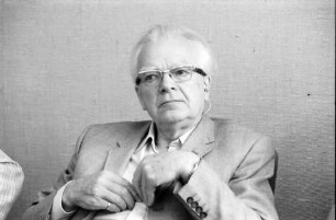 36. Tagung 1986 Chemiker; Pressekonferenz: Peter D. Mitchell
