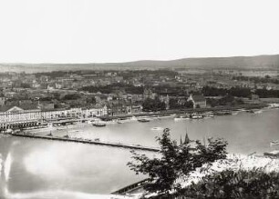 Koblenz, Stadtansicht : Koblenz. Blick vom rechten Hochufer des Rheins über die Schiffbrücke (Pontonbrücke) nach Nordnordwest