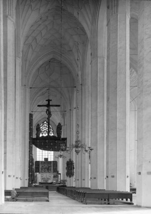 Danzig / Gdansk, Marienkirche, Inneres nach Osten