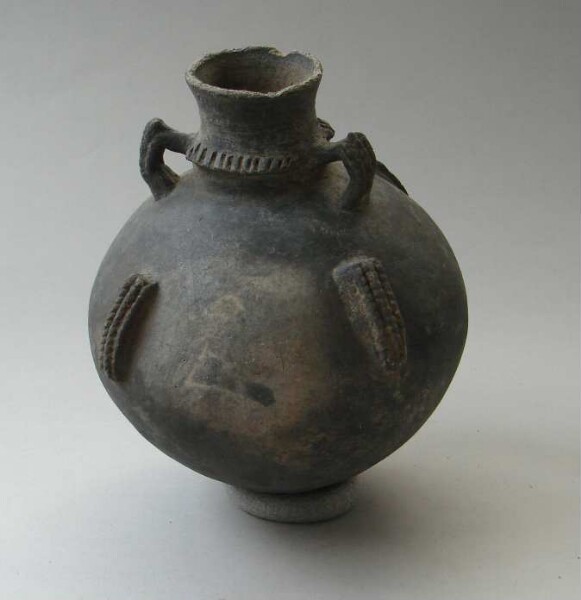 Clay vessel