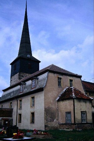 Dorfkirche von Südost