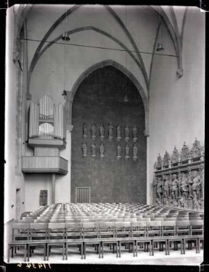 Stiftskirche; Chor innen nach Wiederaufbau