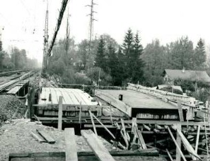Straßenunterführung, 1966-1967