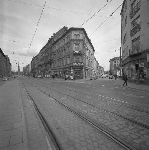 Östliche Kaiserstraße mit Altstadt