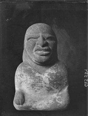 Figur eines sitzenden Blinden
