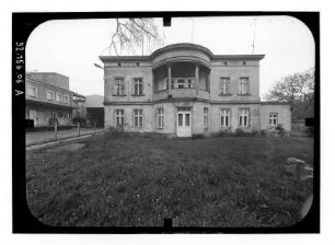Wittenberge, Bad Wilsnacker Straße 52/53. Ehem. Märkische Ölmühle (Gründung 1823). Wohnhaus. Gartenfront