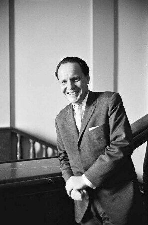 Neuverpflichteter Tenor beim Badischen Staatstheater Dr. Thomas Tarjan.