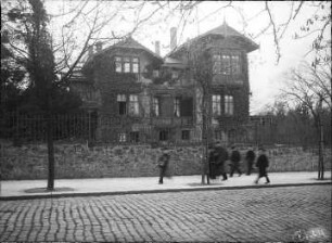 Beyschlags Villa auf der Westseite des Kirchtores