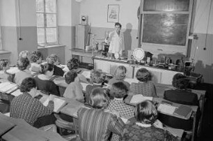Physikunterricht, Pionierleiterschule Altenburg