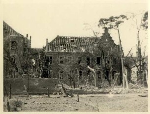 Zerstörungen Zweiter Weltkrieg - Luftangriff 2./3.09.1942. Städtisches Krankenhaus, Moltkestraße
