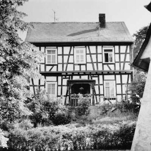 Alte Schule; Hünstetten, Austraße 2