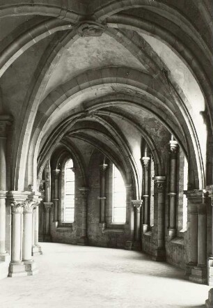 Magdeburg. Dom zu Magdeburg St. Mauritius und Katharina (1363 geweiht). Bischofsgang