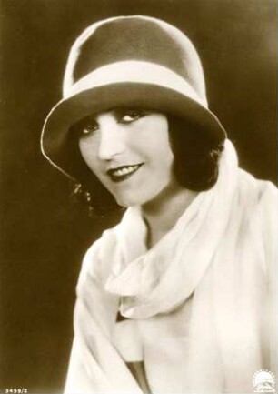 Pola Negri