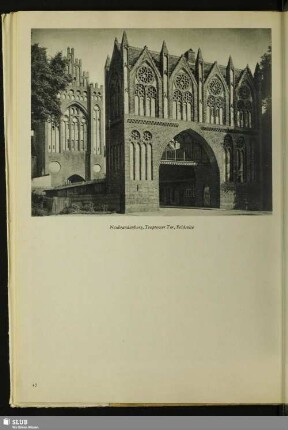 Neubrandenburg, Treptower Tor, Feldseite