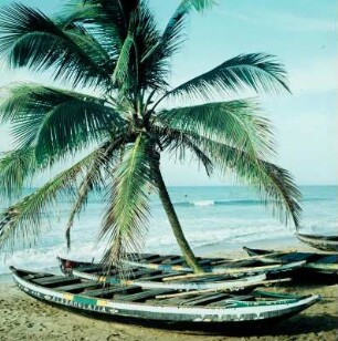 Prampram. Boote am Strand