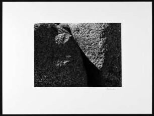 Bretagne. Felsen am Strand von St. Guirec