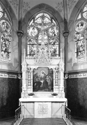 Weinböhla, Kirchplatz. Martinskirche ( 1893-1895; T. Quentin). Altar (um 1894)
