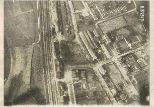Bahnhof Freising (900 m)