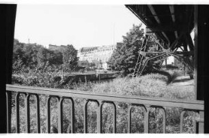 Kleinbildnegativ: Tempelhofer Ufer, 1985