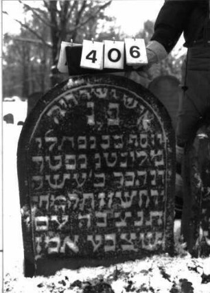 Grabstein 406