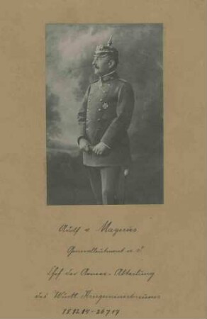 Adolf von Magirus, Generalleutnant a. D., Chef der Armeeabteilung des Württ. Kriegsministeriums von 1914-1917, stehend, in Uniform, Pickelhaube und Orden, Brustbild in Profil