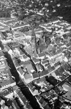 Freiburg: Münster, von Süden