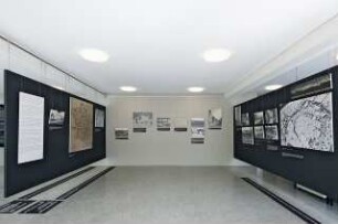 Ausstellung »Weimar. Modellstadt der Moderne?«. 26.3.-17.5.2018, Galerie des Architekturmuseums, Berlin: Ausstellungsfoto