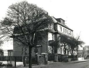 Radebeul. Wohnhaus, Gartenstraße 58 (um 1910). Straßenansicht
