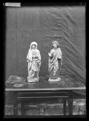 Gruol: Kirche (Maria und Johannes)
